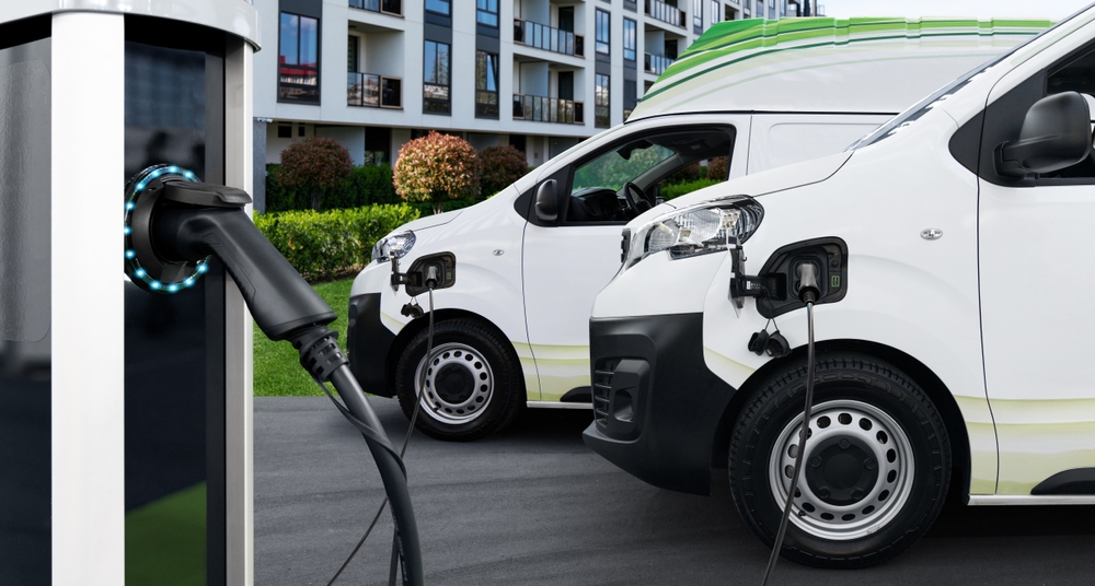 Az Egyesült Királyság kereskedelmi elektromos jármű töltési válsága veszélyezteti a nettó nullás ambíciókat, állítja az SMMT.